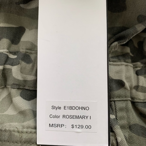 DKNY Camo Button Front Cargo Jacket Nwt - Picture 4 of 6